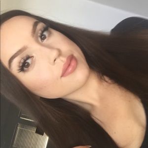 Meet your Posher, Alana